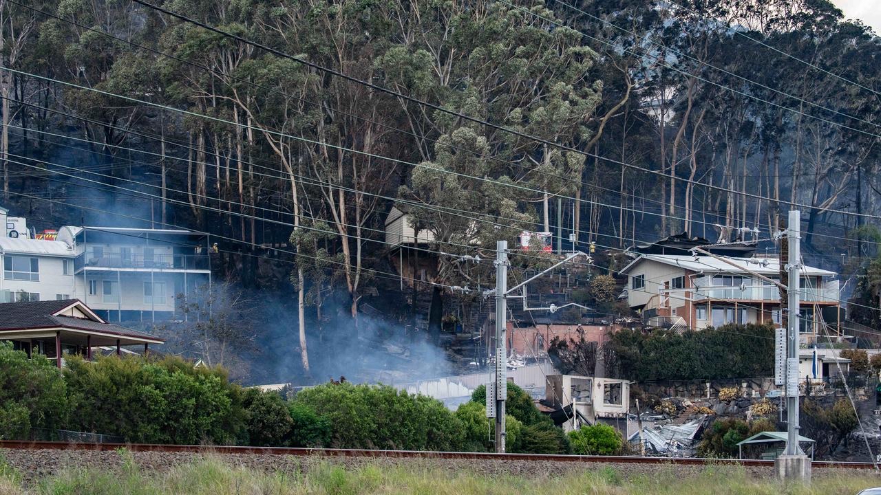 Wildfire Ravages Coastal Community North of Sydney, Destroying at Least 12 Homes