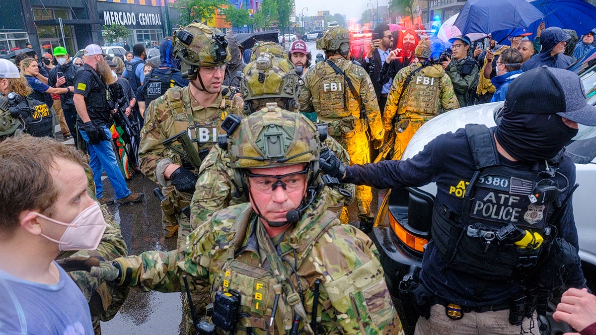 ICE Agent Shoots Man in the Leg During Enforcement Operation in Minneapolis