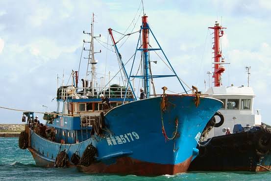 Japan Seizes Chinese Fishing Vessel, Arrests Captain — Diplomatic Strain with Beijing Grows